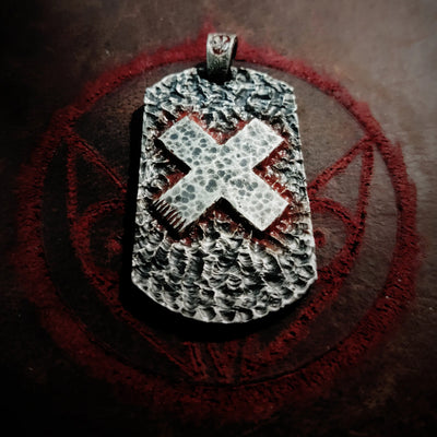 PRIMORDIAL EYE PATTERNED PENDANT My Store