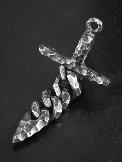Full-Tang Sword Pendant with Chiseled Chain in 925 Silver gobalgoing