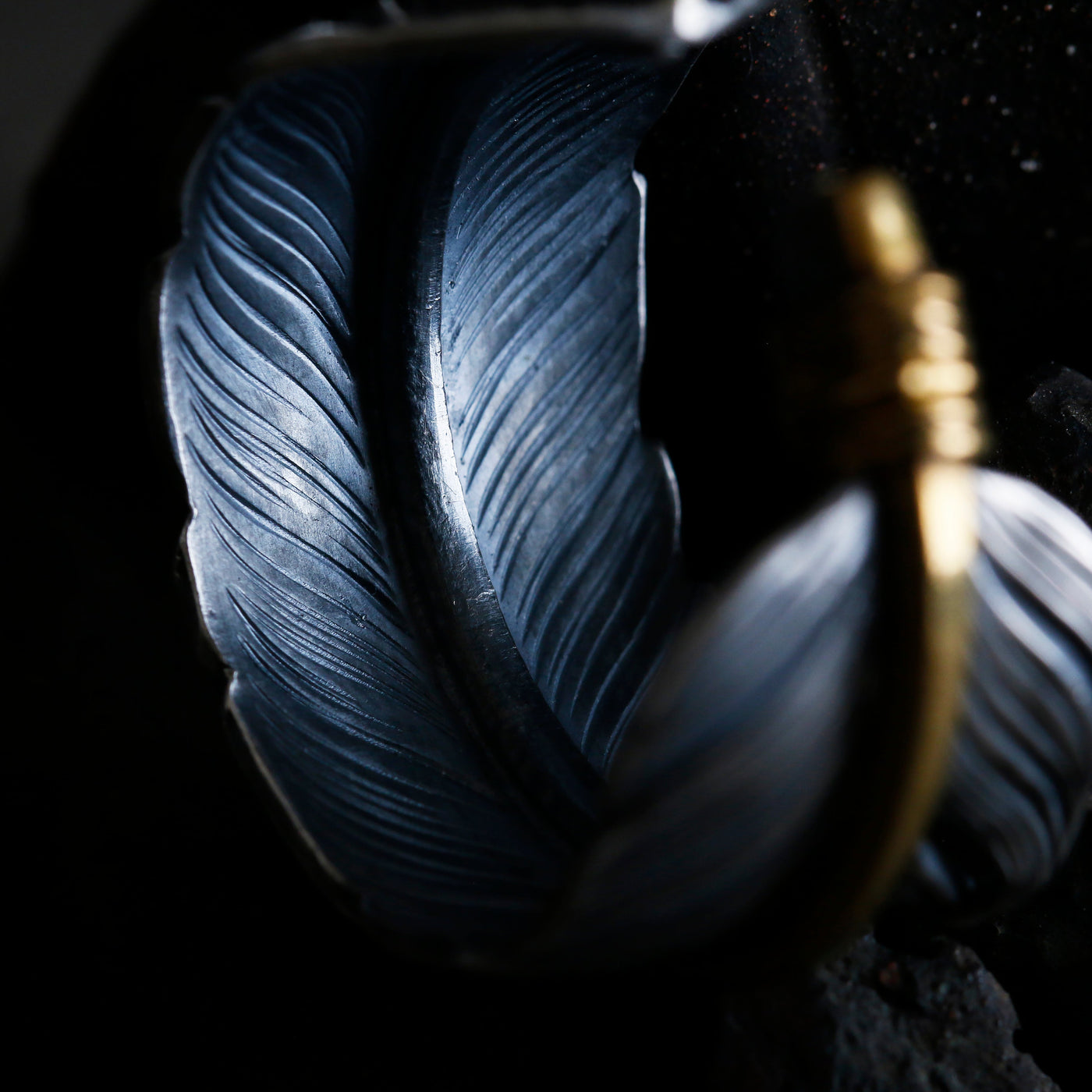 Kinetic Feather Signet Ring in 999 Silver (~11g) gobalgoing