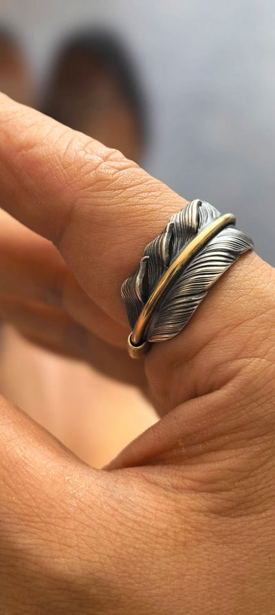 Kinetic Feather Signet Ring in 999 Silver (~11g) gobalgoing