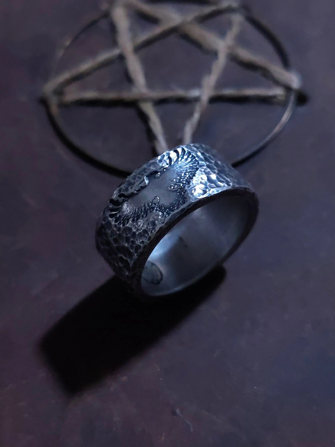 VOID-RAVEN SIGNET My Store