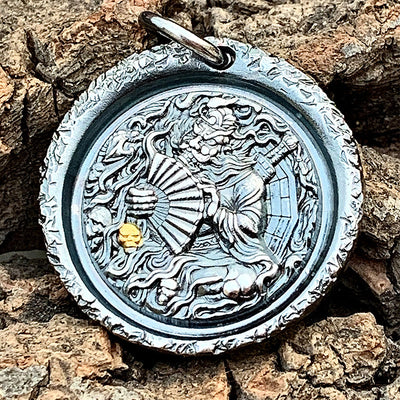 Zhong Kui Round Pendant gobalgoing