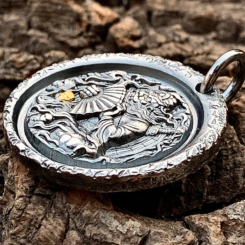 Zhong Kui Round Pendant gobalgoing