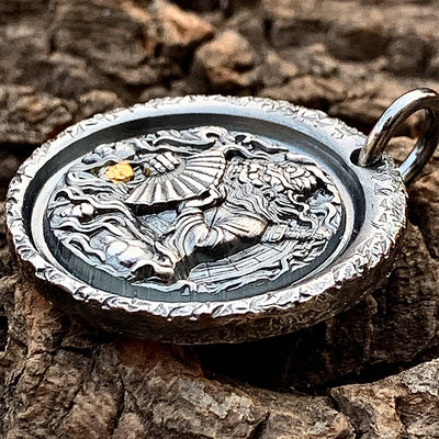 Zhong Kui Round Pendant gobalgoing