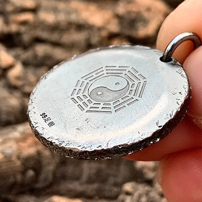 Zhong Kui Round Pendant gobalgoing